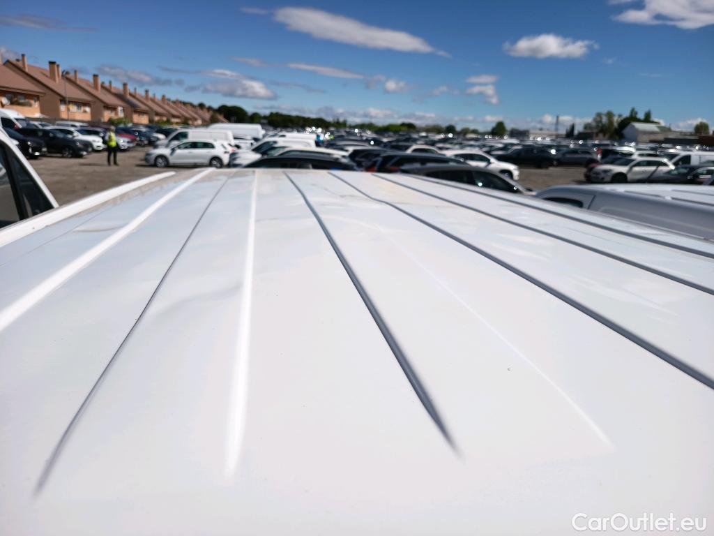  Volkswagen  Transporter VOLKSWAGEN  / 2020 / 4P / furgón Furgón Corto TN 2.0 TDI 110kW 4MO #1