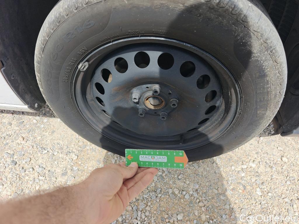  Volkswagen  Caddy VOLKSWAGEN  Kombi 2.0 TDI 75kW (102CV) #61