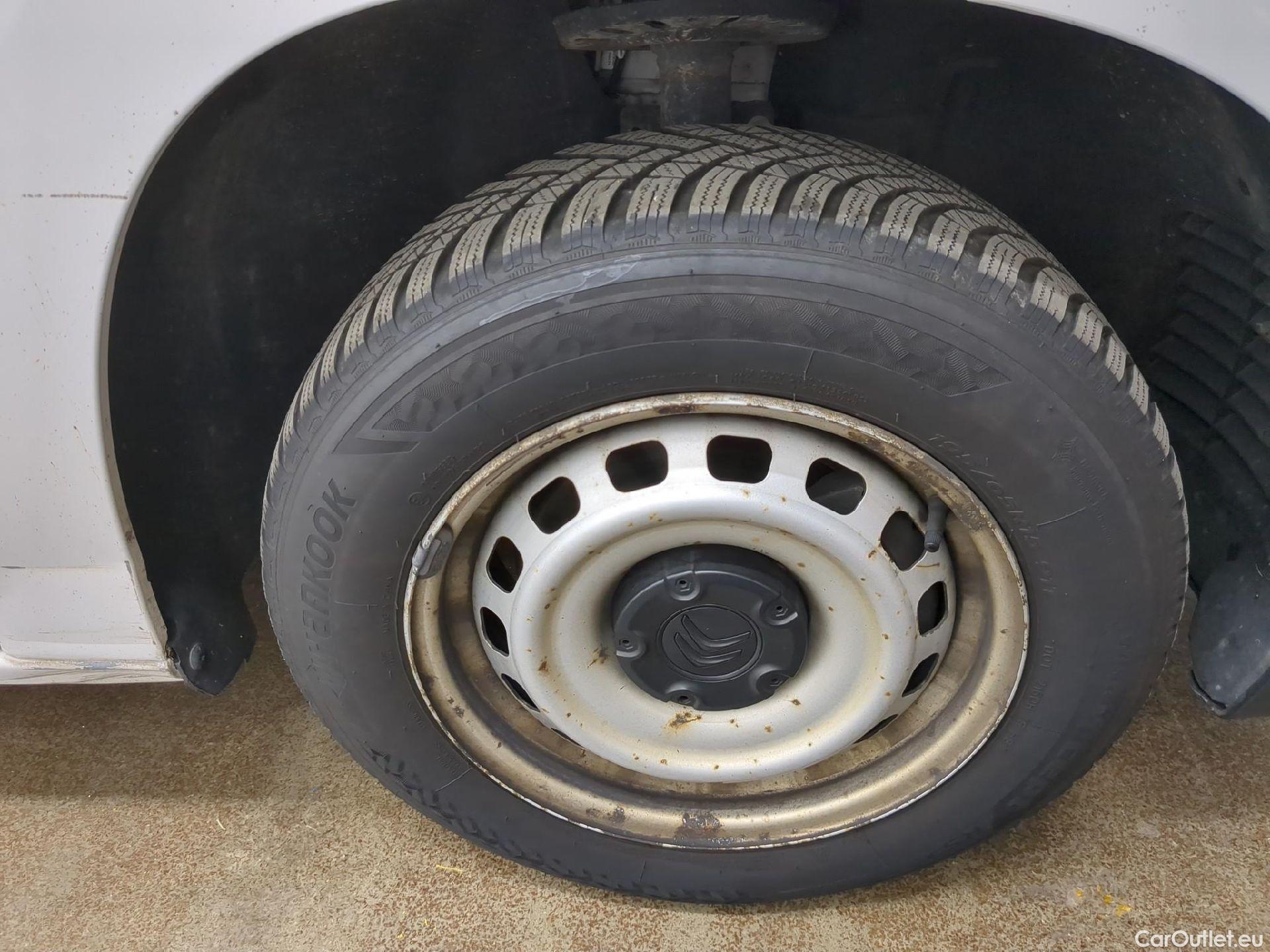  Citroen  Berlingo  Fourgon Club M 650 1.5 BlueHDi 75CV BVM5 E6dT #7