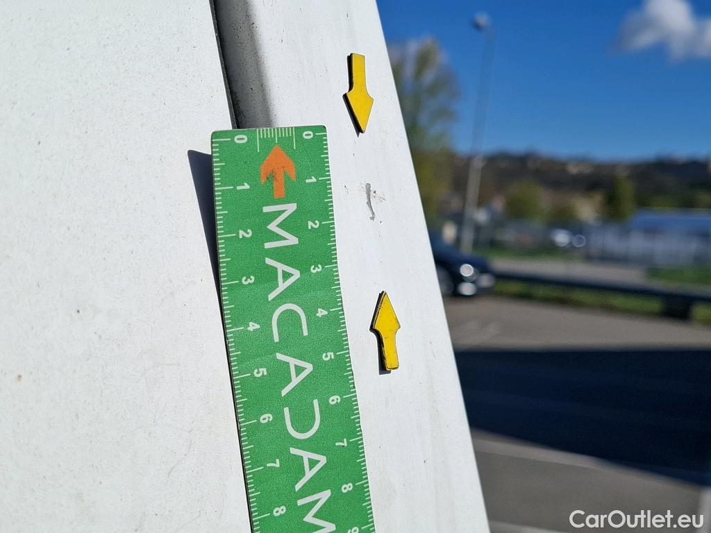  Peugeot  Boxer  Fourgon Surélevé 435 L4H2 Premium BlueHDi 140 Stop&Start 2.2 140CV BVM6 #44