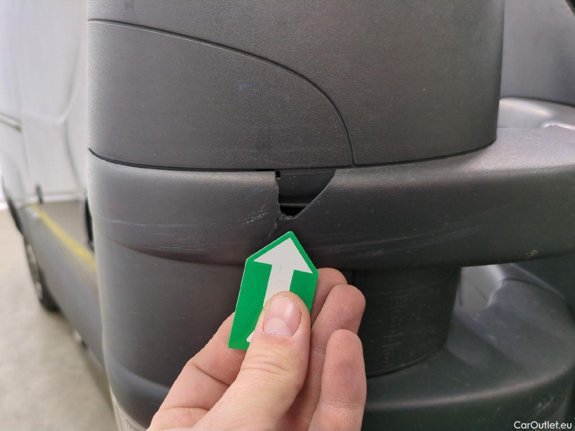  Iveco  Daily IVECO  / 2014 / 4P / Fourgon tôlé 2.3 35S16SA8 V11 H2 3520 #4