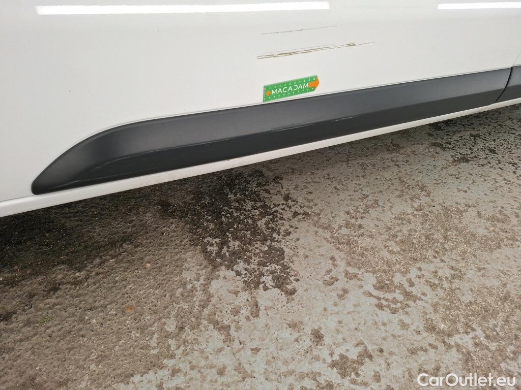  Fiat  Scudo FIAT  / 2021 / 4P / Fourgon tôlé 1.5 Mjet3 120ch 5.3 Standard Pro Lounge #28