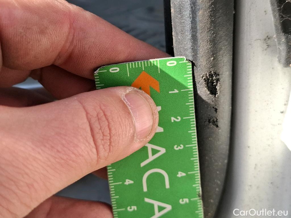  Peugeot  Boxer  Fourgon Surélevé 435 L4H2 Premium BlueHDi 140 Stop&Start 2.2 140CV BVM6 #32