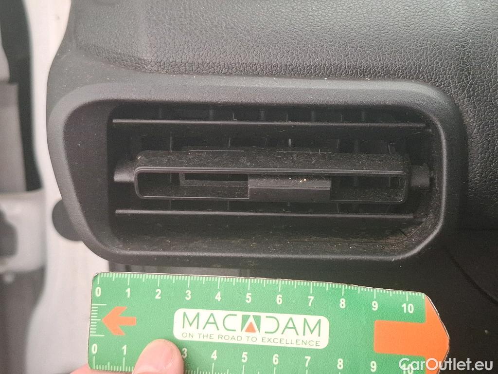  Peugeot  Partner  Pro L1 1.5 HDi 100CV BVM5 E6dT #80