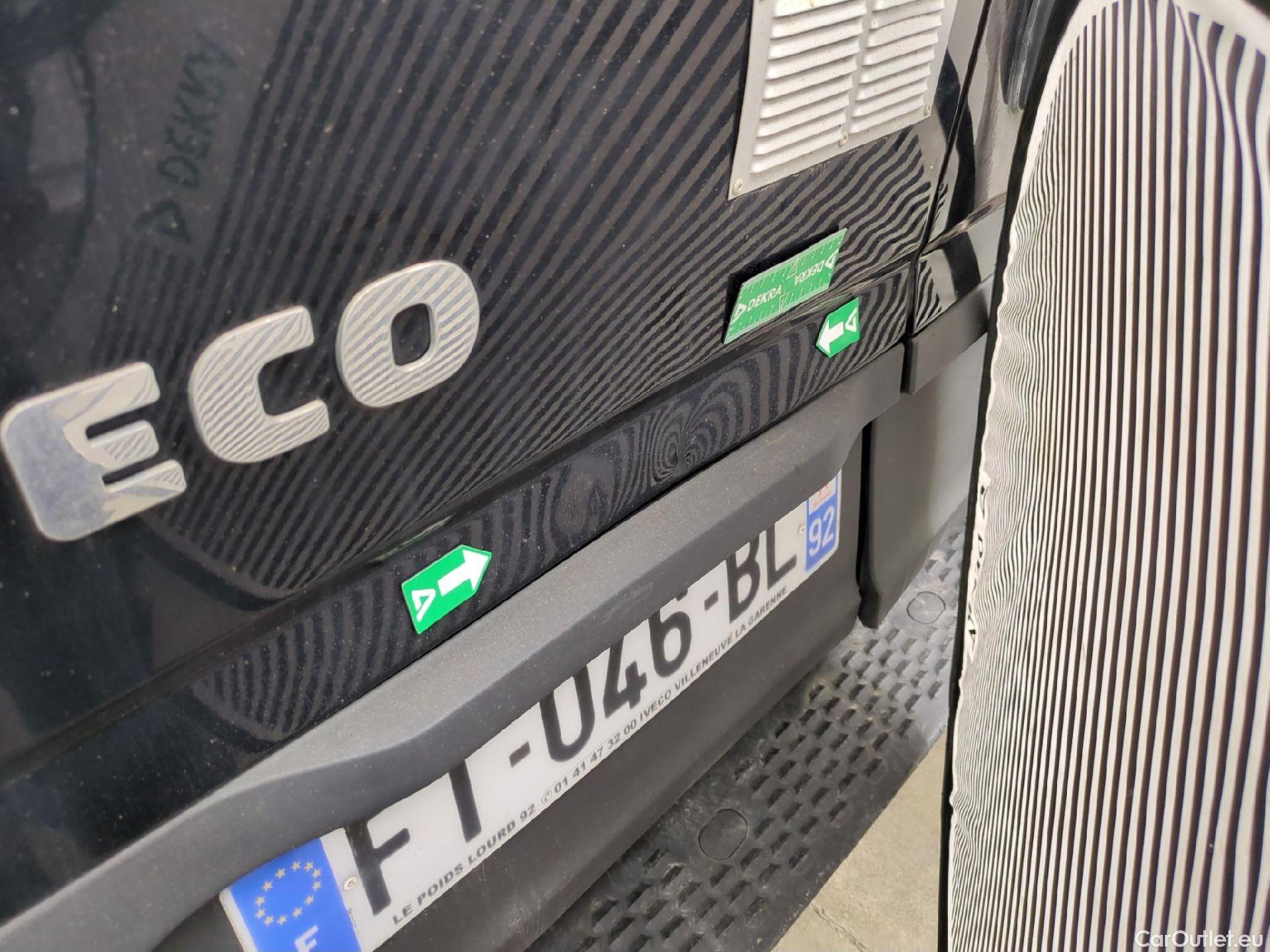  Iveco  Daily IVECO  / 2014 / 4P / Fourgon tôlé 2.3 35S16SA8 V11 H2 3520 #38