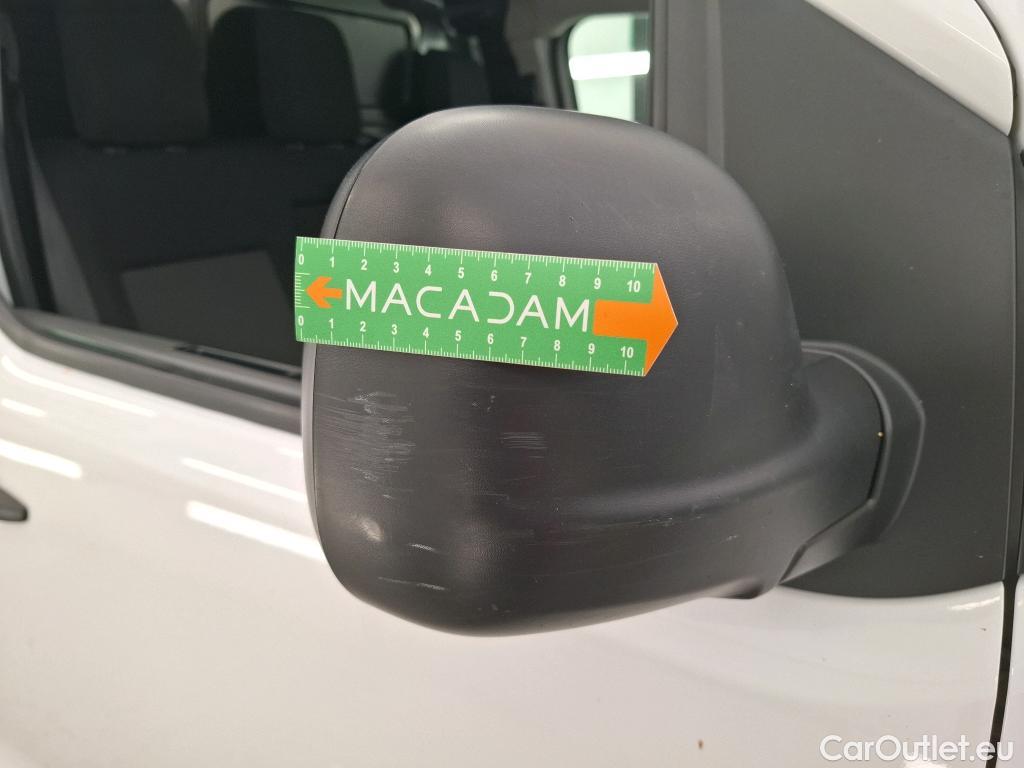  Fiat  Scudo FIAT  / 2021 / 4P / Fourgon tôlé 1.5 Mjet3 120ch 5.3 Standard Pro Lounge #31