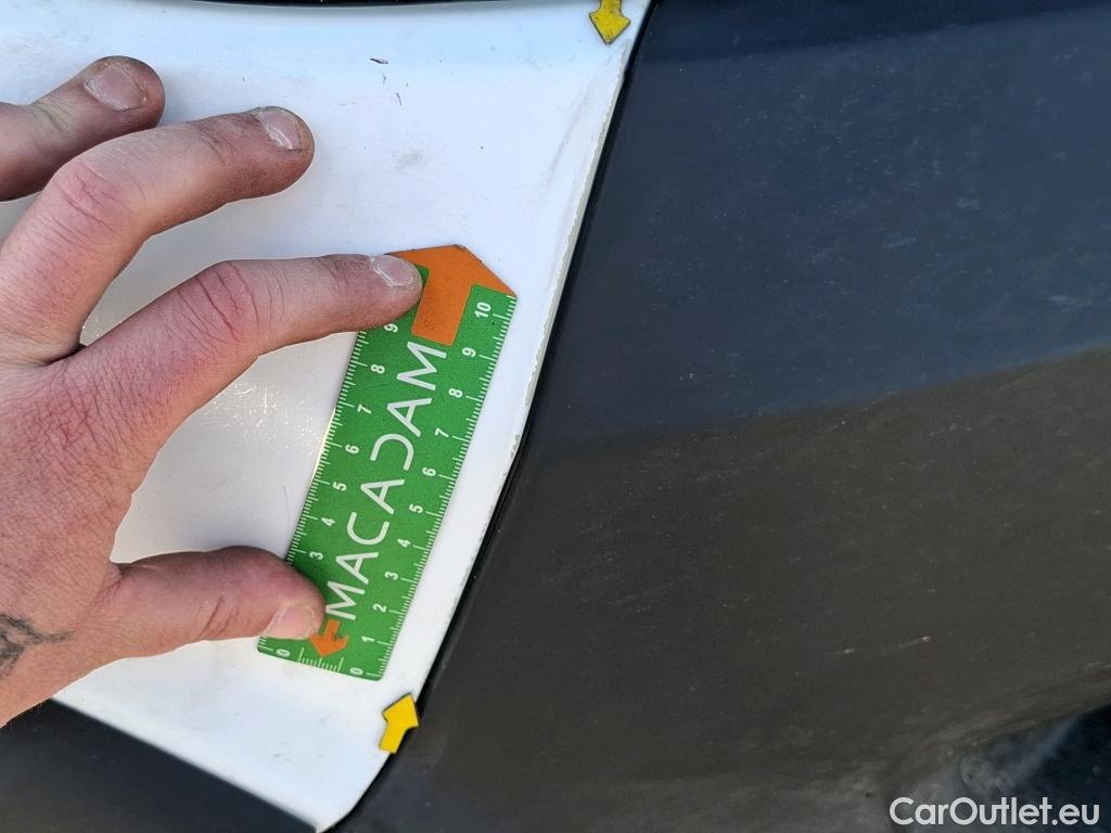  Peugeot  Boxer  Fourgon Surélevé 435 L4H2 Premium BlueHDi 140 Stop&Start 2.2 140CV BVM6 #19