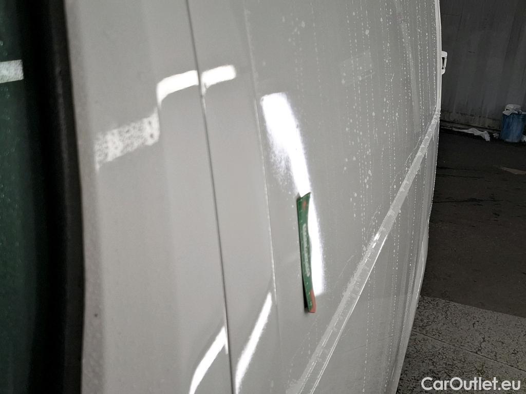  Peugeot  Expert  Fourgon Premium L2 1.5 HDi 120CV BVM6 E6d #7