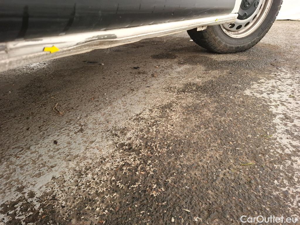  Peugeot  Expert  Fourgon Premium L2 1.5 HDi 120CV BVM6 E6d #1