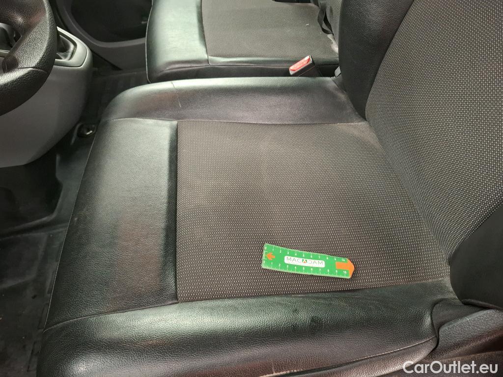  Peugeot  Expert  Fourgon Premium L2 1.5 HDi 120CV BVM6 E6d #19