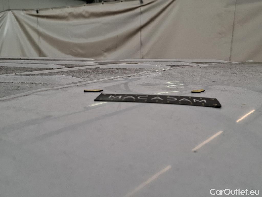  Renault  Master RENAULT  VU 4p Fourgon FG GCf Trac F3500 L2H2 Energy dCi 145 E6 #22