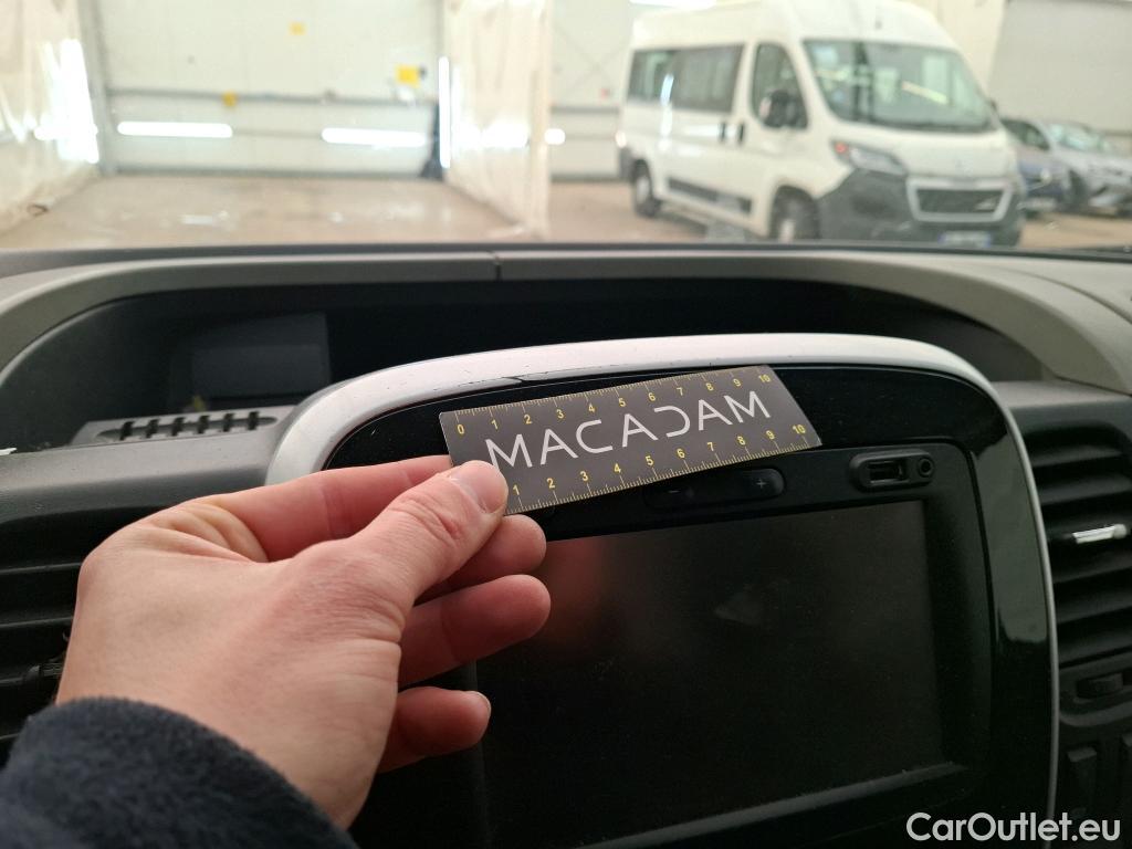  Renault  Trafic  III Fourgon L2H1 1200 Confort 1.6 dCi 120CV BVM6 E6 #84