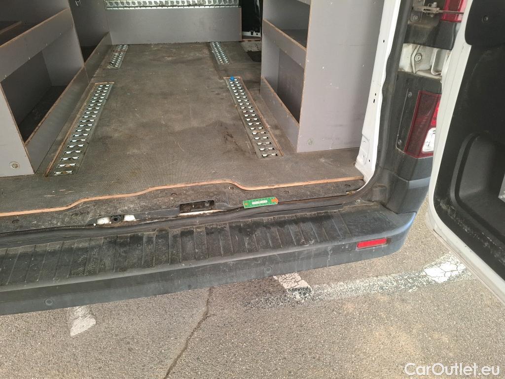  Renault  Trafic  Fourgon L1H1 3T Grand Confort 2.0 dCi 130CV BVM6 E6d #4