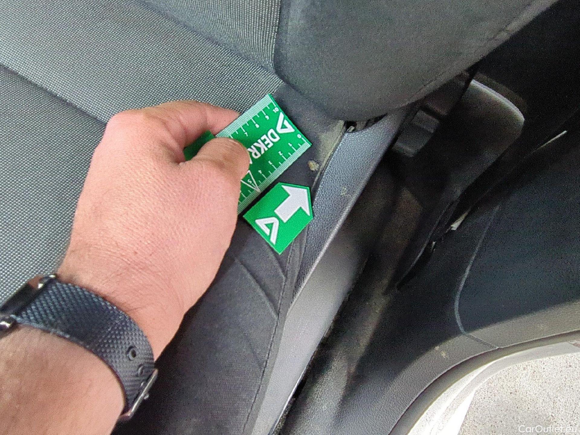  Volkswagen  Caddy VOLKSWAGEN  Van VU 4p Fourgonnette 2.0 TDI 75 Business Line #11