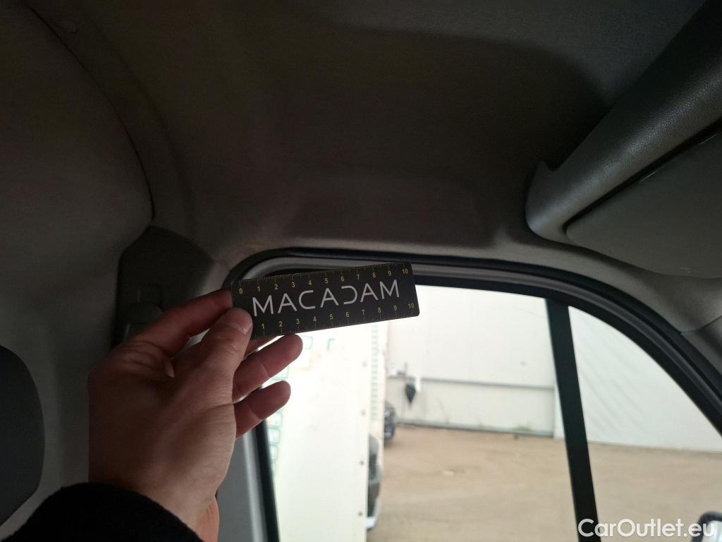  Renault  Master RENAULT  VU 4p Fourgon FG GCf Trac F3500 L2H2 Energy dCi 145 E6 #37