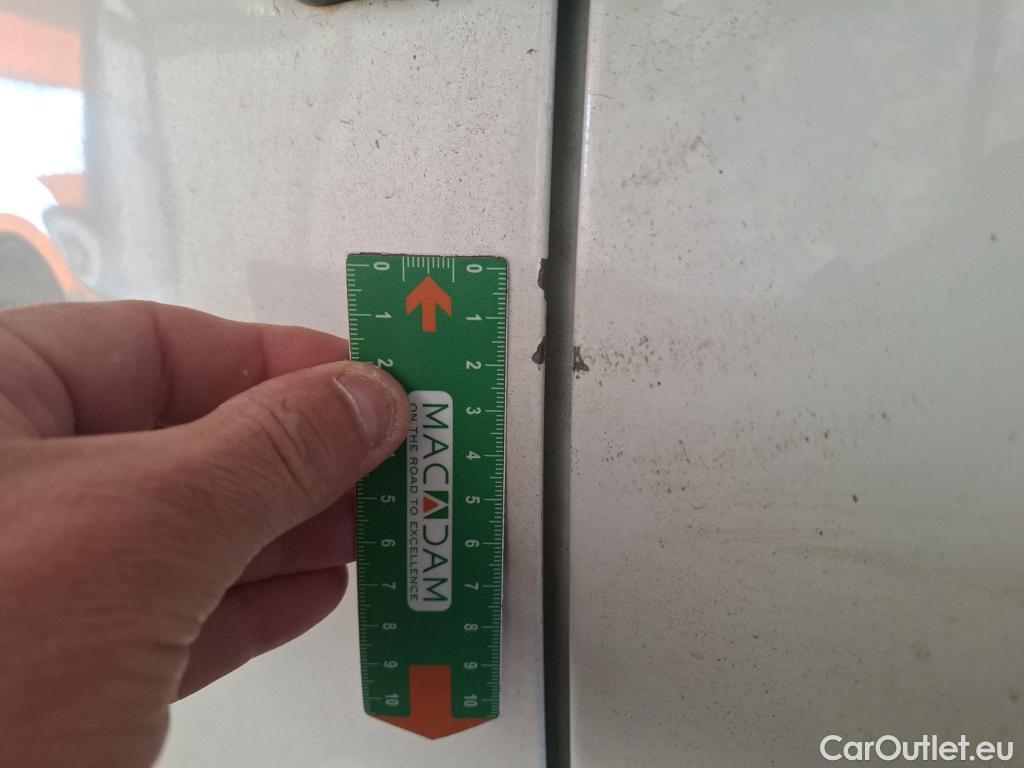  Renault  Trafic  Fourgon L1H1 3T Grand Confort 2.0 dCi 130CV BVM6 E6d #28