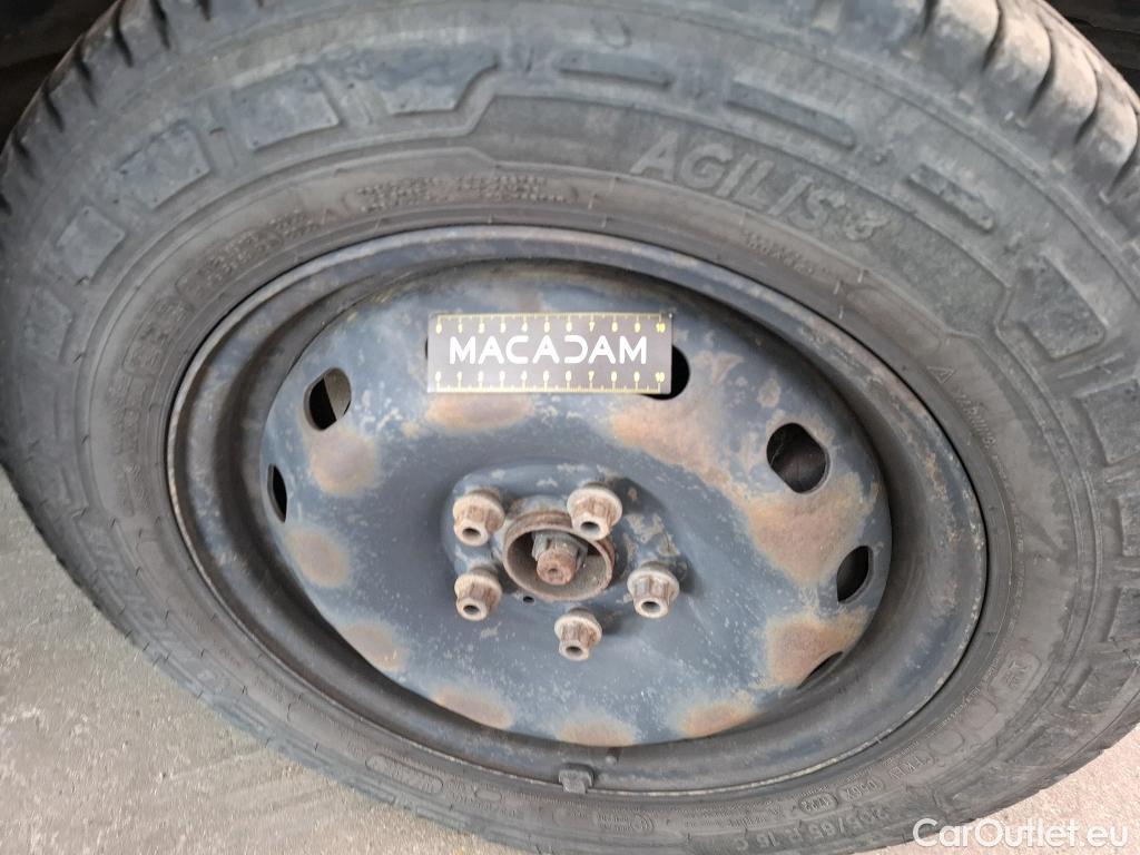  Renault  Trafic  Furgon Grand Confort L1H2 1200 1.6 dCi 125CV BVM6 E6 #54