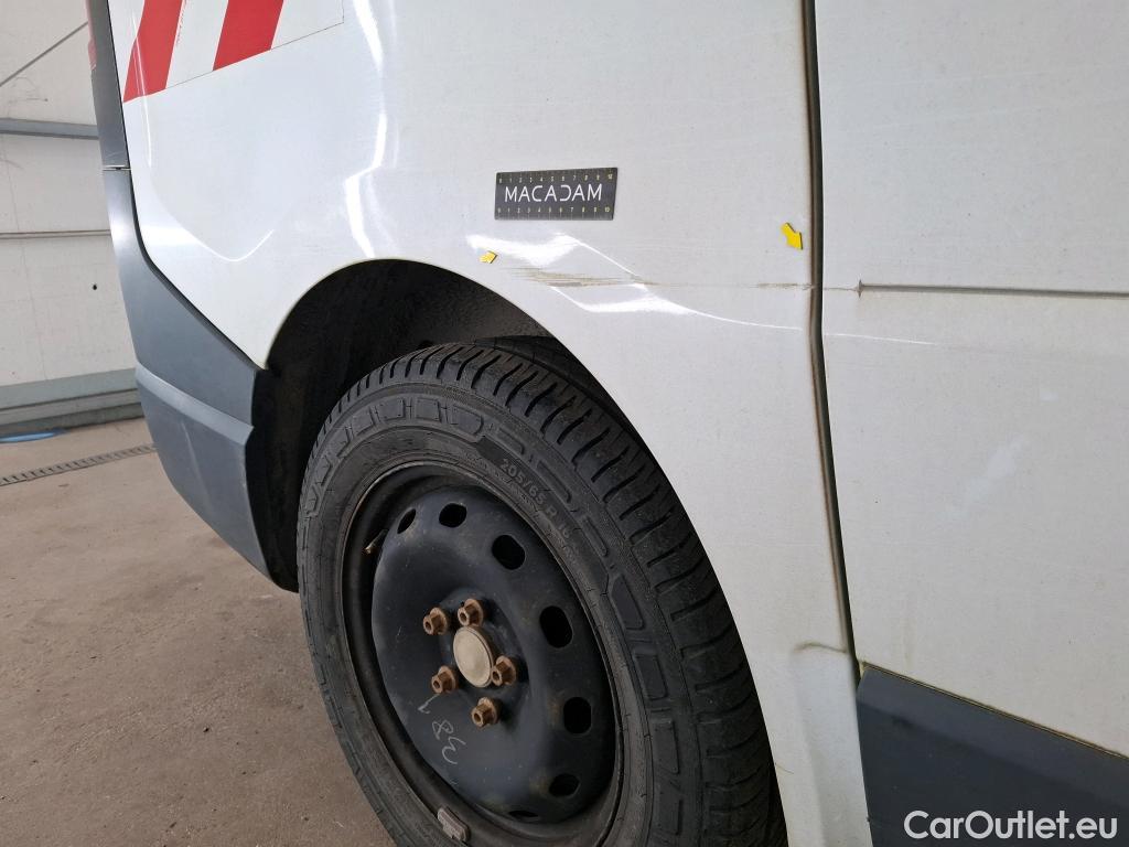  Renault  Trafic  Furgon Grand Confort L1H2 1200 1.6 dCi 125CV BVM6 E6 #11