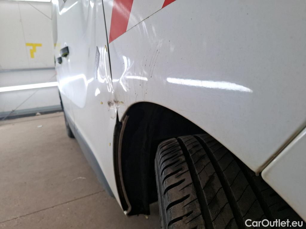  Renault  Trafic  Furgon Grand Confort L1H2 1200 1.6 dCi 125CV BVM6 E6 #22