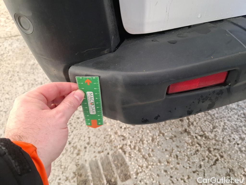  Renault  Trafic  Fourgon L2H1 3T Grand Confort 2.0 dCi 130CV BVM6 E6d #8