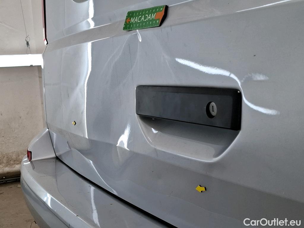  Volkswagen  Transporter VOLKSWAGEN  / 2019 / 4P / Fourgon tôlé 2.0 TDi 150 L2H1 Business Plus #3