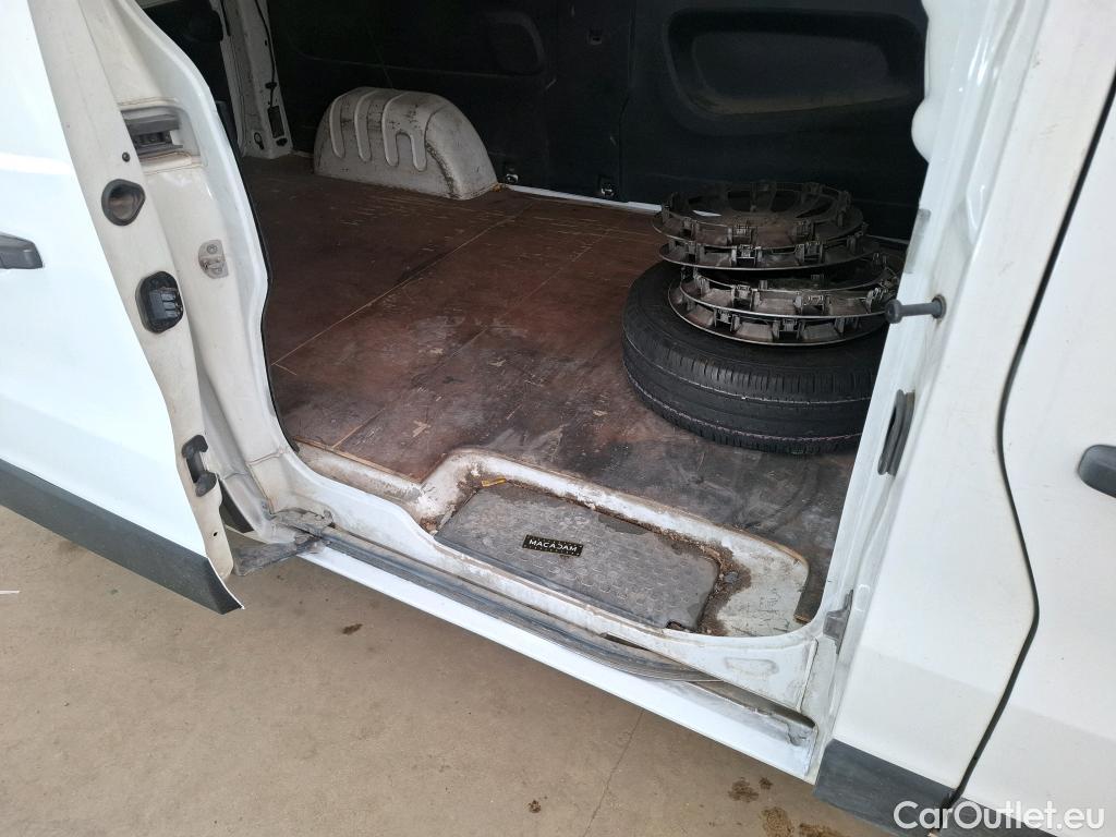  Renault  Trafic  III Fourgon L2H1 1200 Confort 1.6 dCi 120CV BVM6 E6 #80