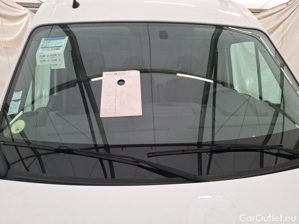  Renault  Master RENAULT  VU 4p Fourgon FG GCf Trac F3500 L2H2 Energy dCi 145 E6 #54