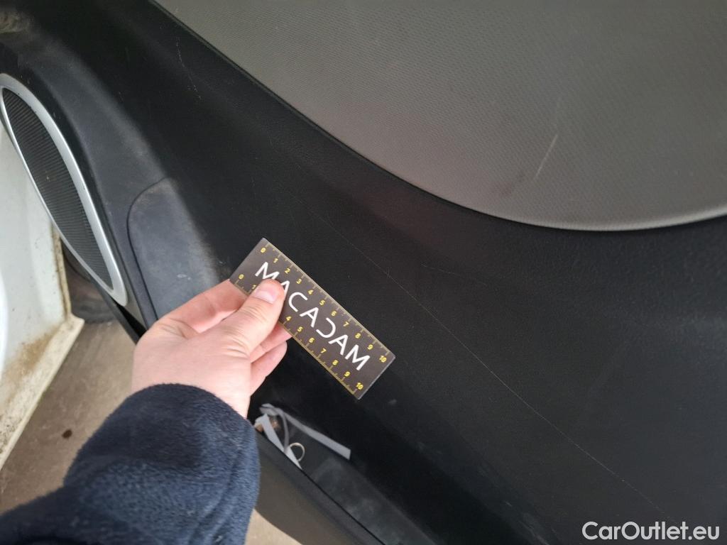  Renault  Trafic  Furgon Grand Confort L1H2 1200 1.6 dCi 125CV BVM6 E6 #41