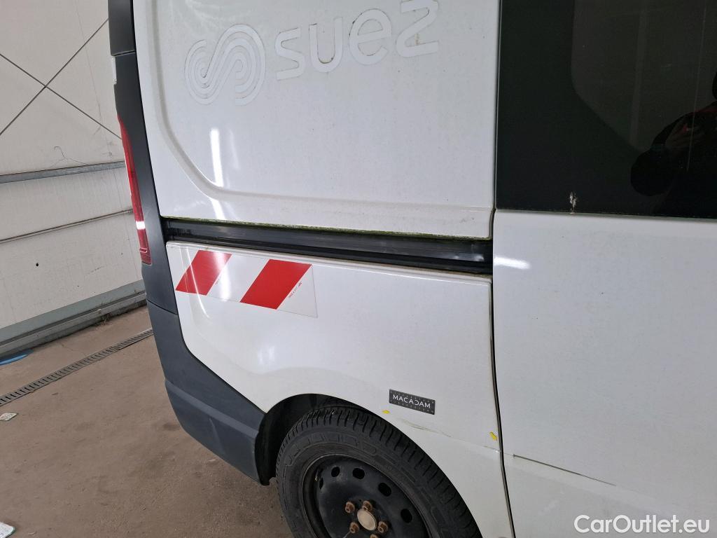  Renault  Trafic  Furgon Grand Confort L1H2 1200 1.6 dCi 125CV BVM6 E6 #10