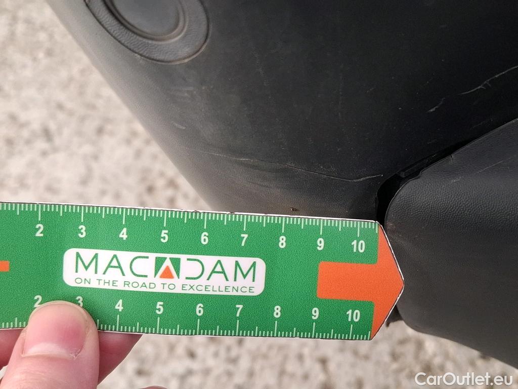  Renault  Trafic  Fourgon L2H1 3T Grand Confort 2.0 dCi 130CV BVM6 E6d #20