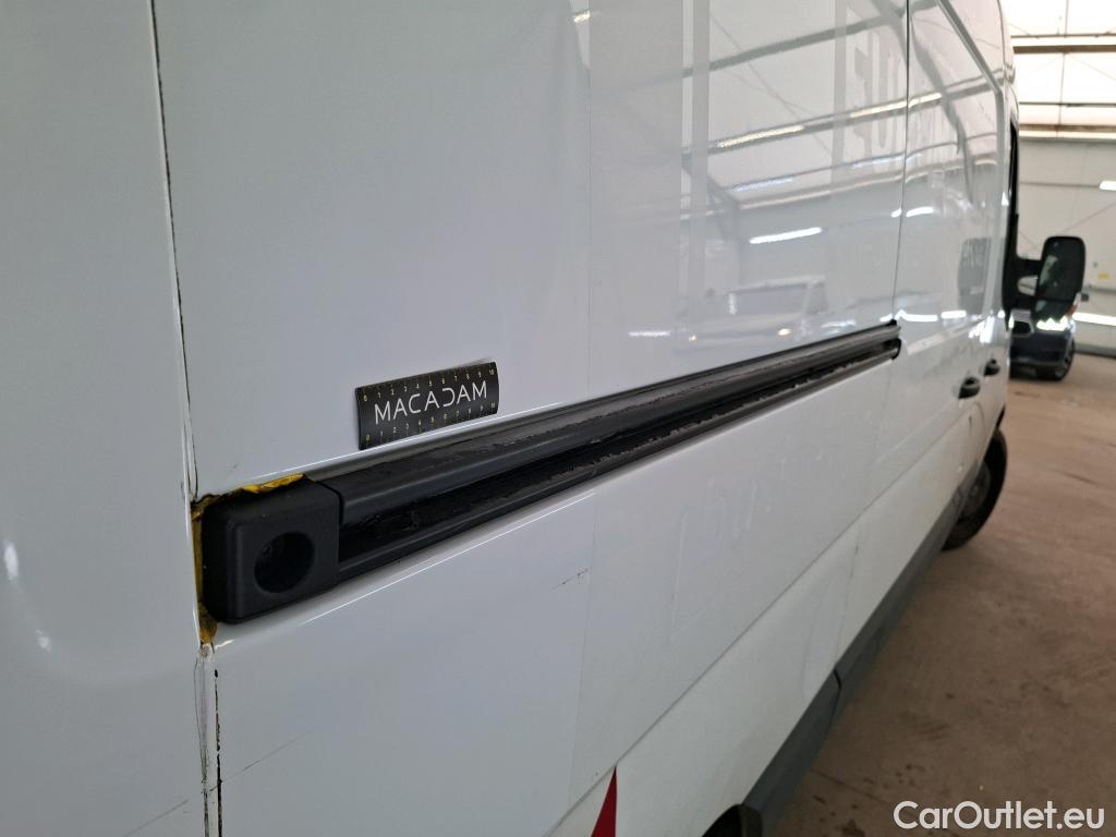  Renault  Master  Fourgon L2H2 3 5 Grand Confort dCi 130CV BVM6 E6 #33