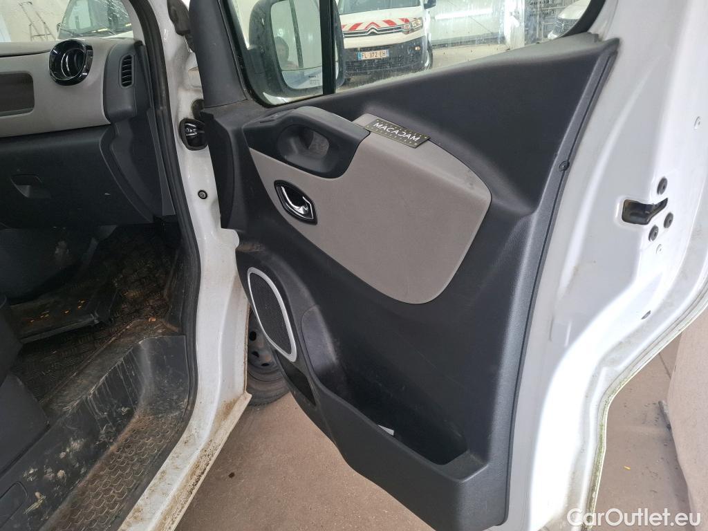  Renault  Trafic  Furgon Grand Confort L1H2 1200 1.6 dCi 125CV BVM6 E6 #40