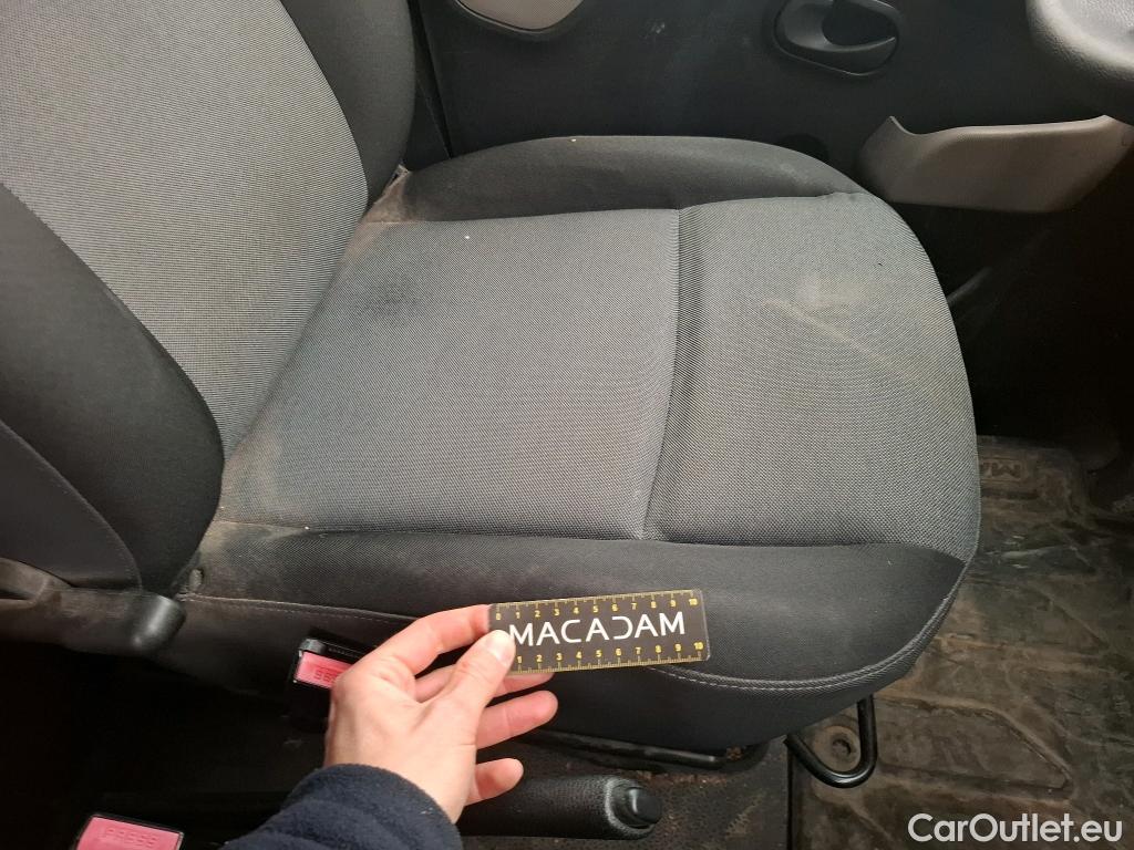  Renault  Master RENAULT  VU 4p Fourgon FG GCf Trac F3500 L2H2 Energy dCi 145 E6 #35