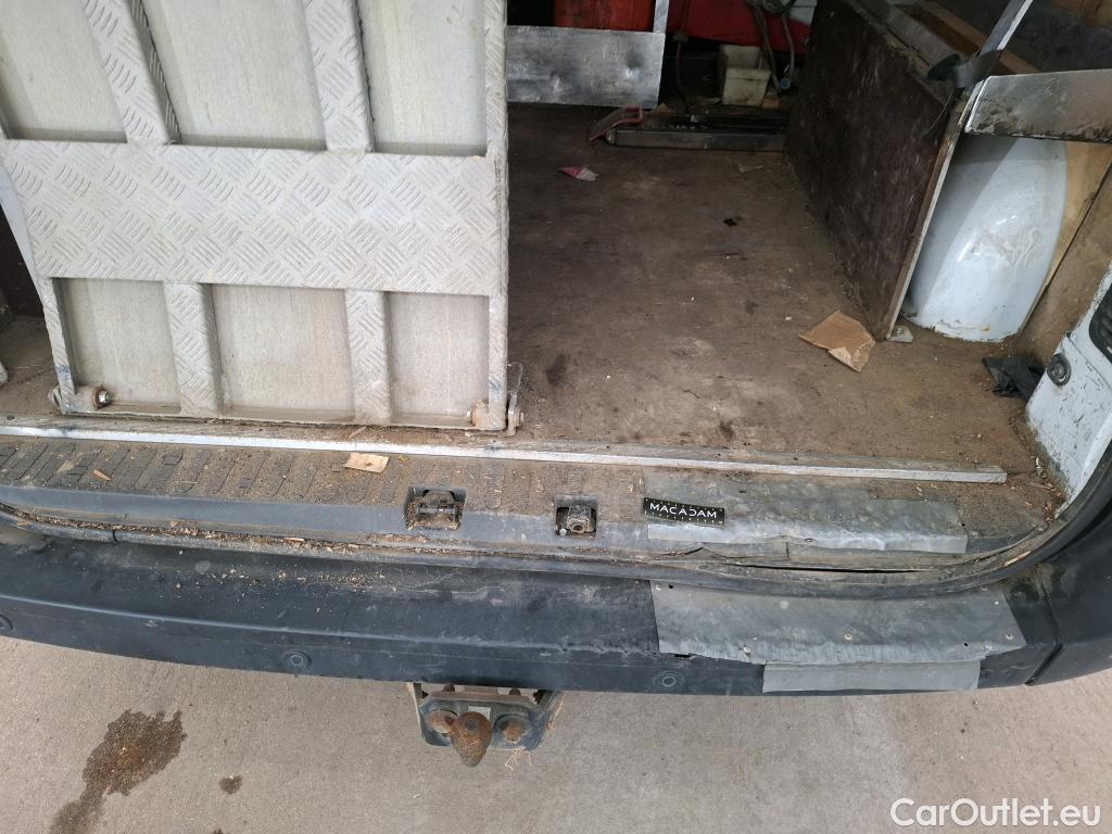  Renault  Master  Fourgon L2H2 3 5 Grand Confort dCi 130CV BVM6 E6 #30