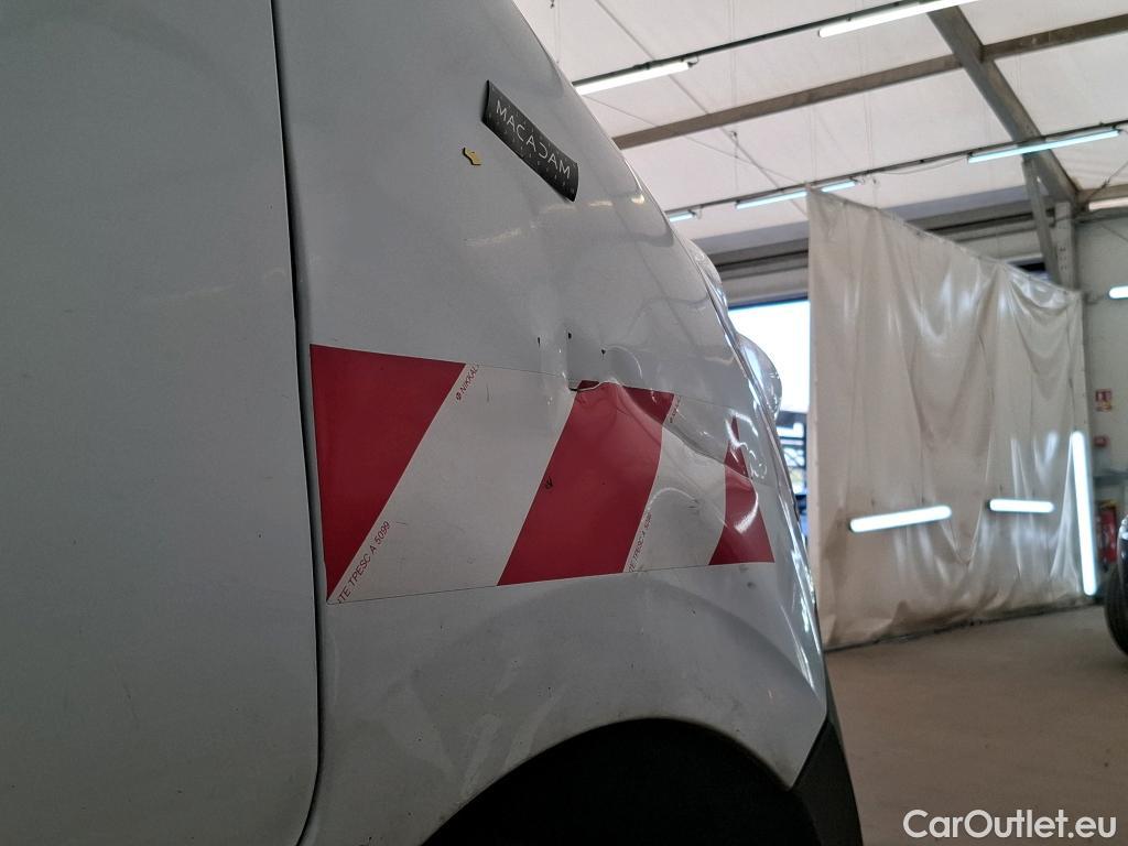  Renault  Master  Fourgon L2H2 3 5 Grand Confort dCi 130CV BVM6 E6 #3