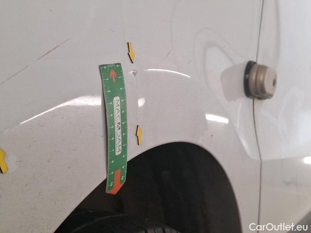  Renault  Trafic  Fourgon L1H1 3T Grand Confort 2.0 dCi 130CV BVM6 E6d #7