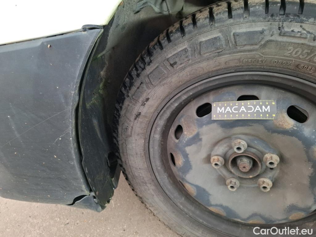  Renault  Trafic  Furgon Grand Confort L1H2 1200 1.6 dCi 125CV BVM6 E6 #38