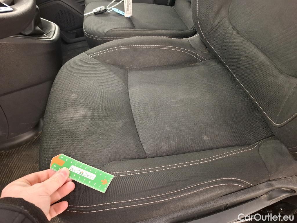  Renault  Trafic  Fourgon L2H1 3T Grand Confort 2.0 dCi 130CV BVM6 E6d #14