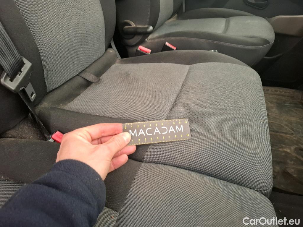  Renault  Master RENAULT  VU 4p Fourgon FG GCf Trac F3500 L2H2 Energy dCi 145 E6 #33