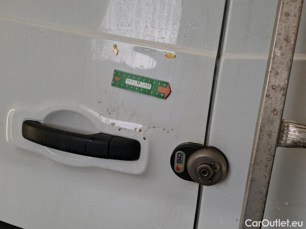  Renault  Trafic  Fourgon L2H1 3T Grand Confort 2.0 dCi 130CV BVM6 E6d #11