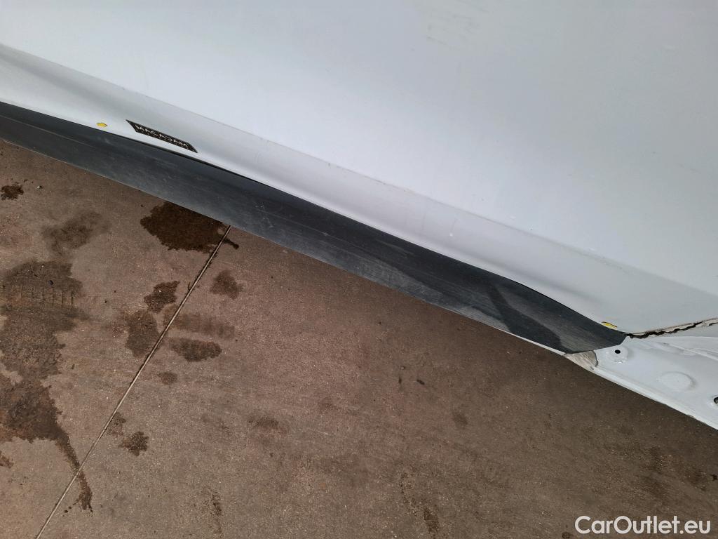  Renault  Trafic  III Fourgon L2H1 1200 Confort 1.6 dCi 120CV BVM6 E6 #66