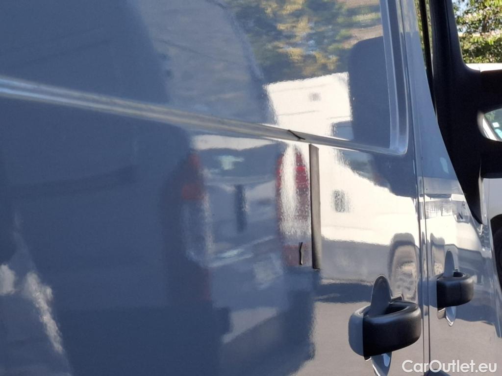  Renault  Master RENAULT  VU 4p Fourgon FG GCf Trac F3500 L2H2 Energy dCi 145 E6 #26