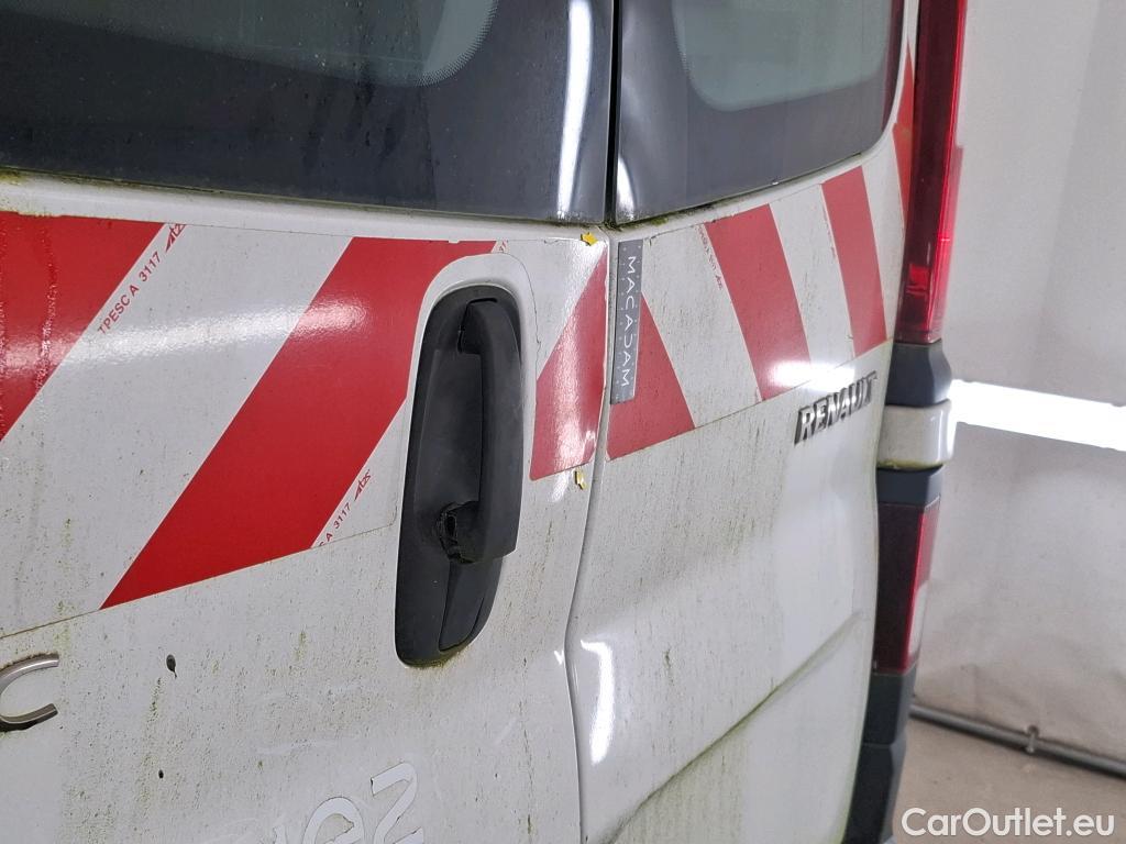  Renault  Trafic  Furgon Grand Confort L1H2 1200 1.6 dCi 125CV BVM6 E6 #32