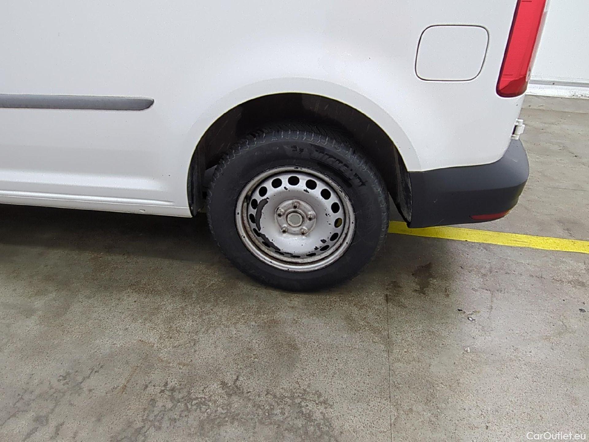  Volkswagen  Caddy VOLKSWAGEN  Van VU 4p Fourgonnette 2.0 TDI 75 Business Line #40