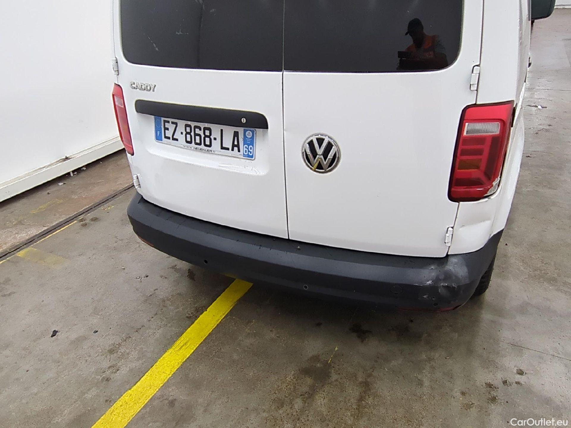  Volkswagen  Caddy VOLKSWAGEN  Van VU 4p Fourgonnette 2.0 TDI 75 Business Line #24