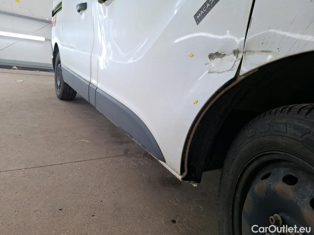  Renault  Trafic  Furgon Grand Confort L1H2 1200 1.6 dCi 125CV BVM6 E6 #19