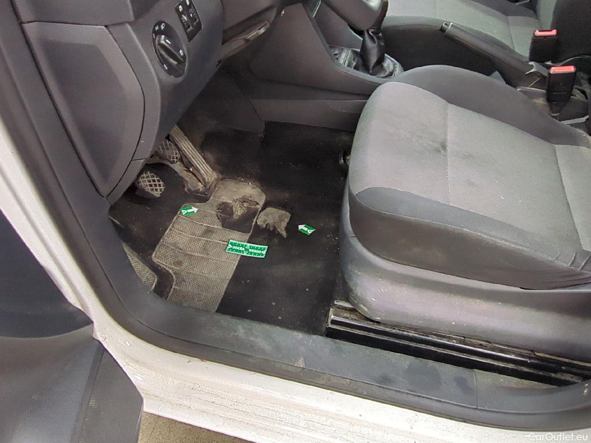  Volkswagen  Caddy VOLKSWAGEN  Van VU 4p Fourgonnette 2.0 TDI 75 Business Line #10