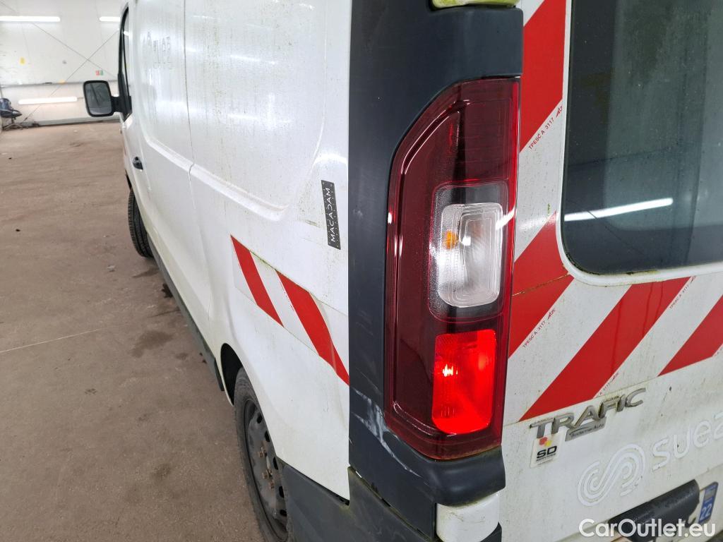  Renault  Trafic  Furgon Grand Confort L1H2 1200 1.6 dCi 125CV BVM6 E6 #35