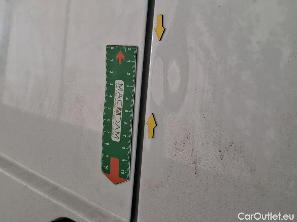  Renault  Trafic  Fourgon L1H1 3T Grand Confort 2.0 dCi 130CV BVM6 E6d #12