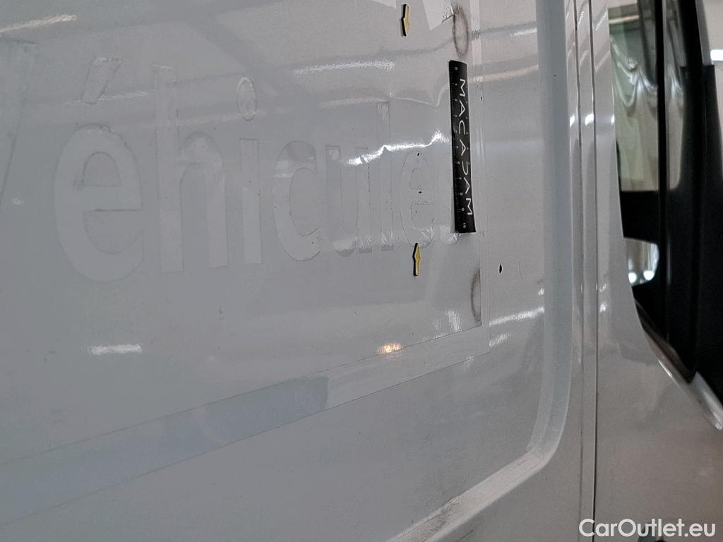  Renault  Master  Fourgon L2H2 3 5 Grand Confort dCi 130CV BVM6 E6 #11